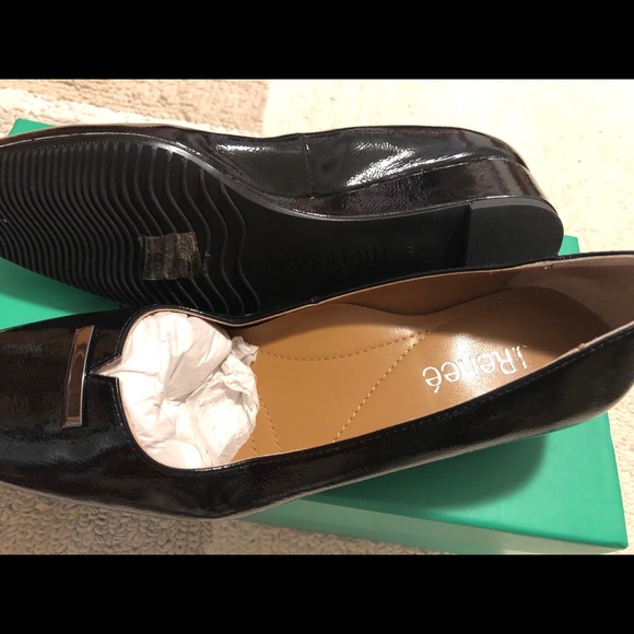 NWT J. Reneé Black Heels - Picture 4 of 5